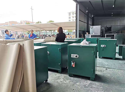 通辽炸药柜