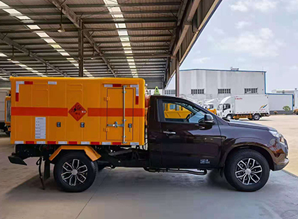 通辽爆破器材运输车
