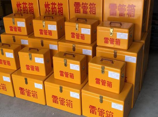 通辽玻璃钢雷管箱的使用寿命一般是多少？